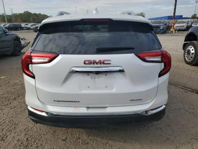 2023 GMC TERRAIN SLT  