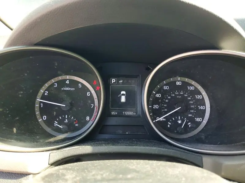 2017 HYUNDAI SANTA FE SE  