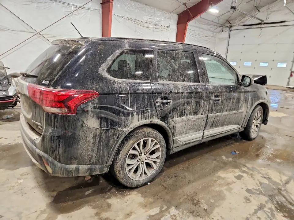 2016 MITSUBISHI OUTLANDER SE  