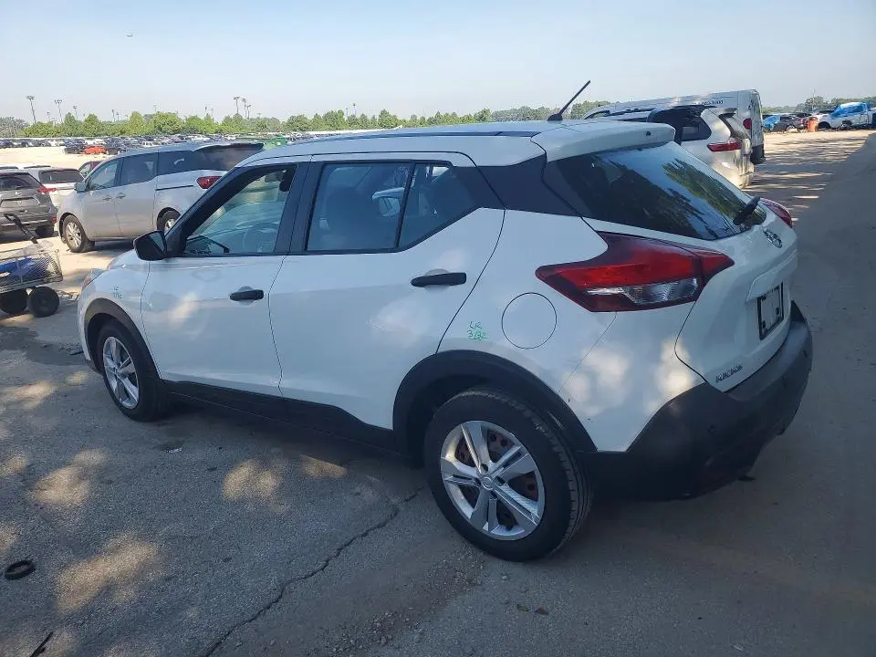 2020 NISSAN KICKS S  