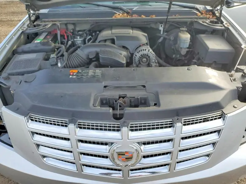 2012 CADILLAC ESCALADE ESV LUXURY  