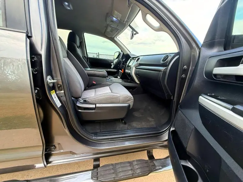 2014 TOYOTA TUNDRA SR5  