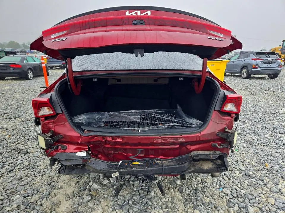 2022 KIA K5 GT LINE  