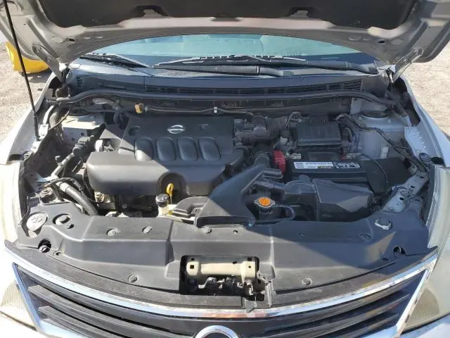2010 NISSAN VERSA S  