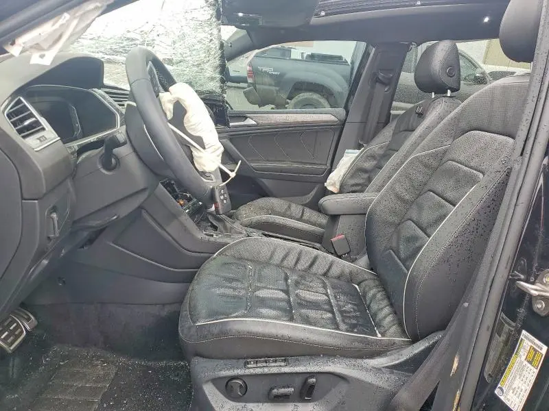 2023 VOLKSWAGEN TIGUAN SEL R-LINE BLACK  