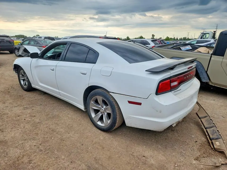 2014 DODGE CHARGER SE  
