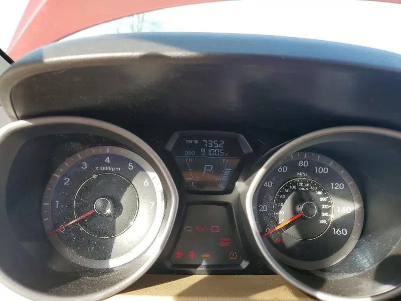 2013 HYUNDAI ELANTRA GLS  