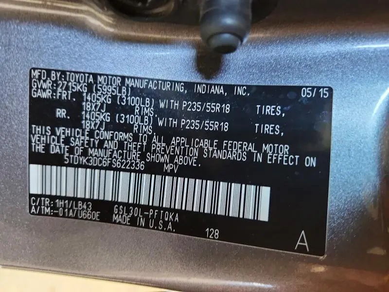 2015 TOYOTA SIENNA LIMITED PREMIUM 7-PASSENGER  