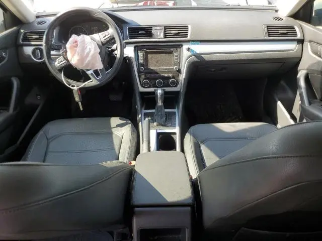 2012 VOLKSWAGEN PASSAT SE  