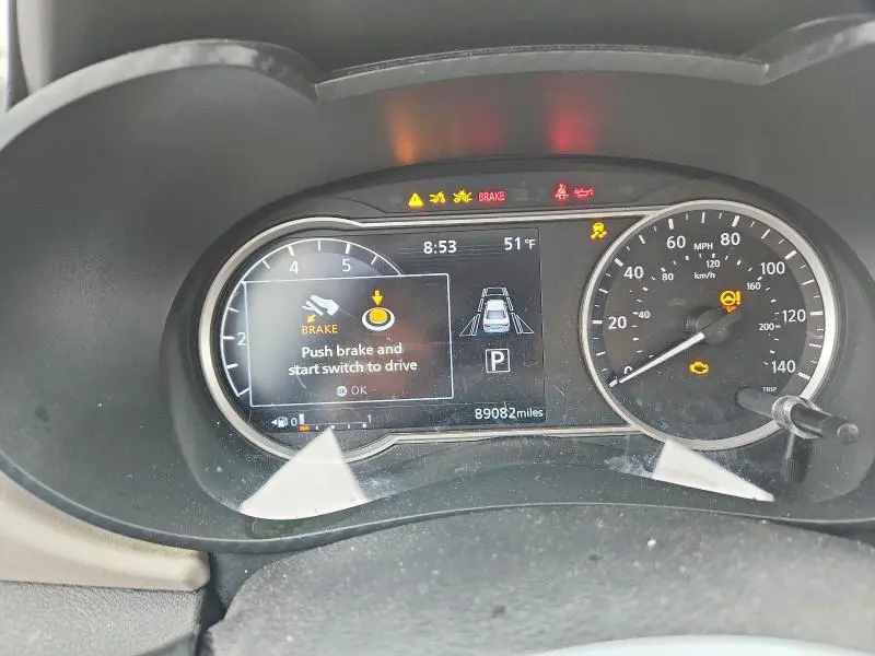 2021 NISSAN VERSA SV  