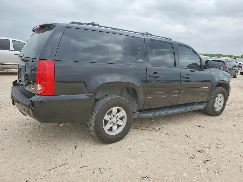 2012 GMC YUKON XL K1500 SLT  