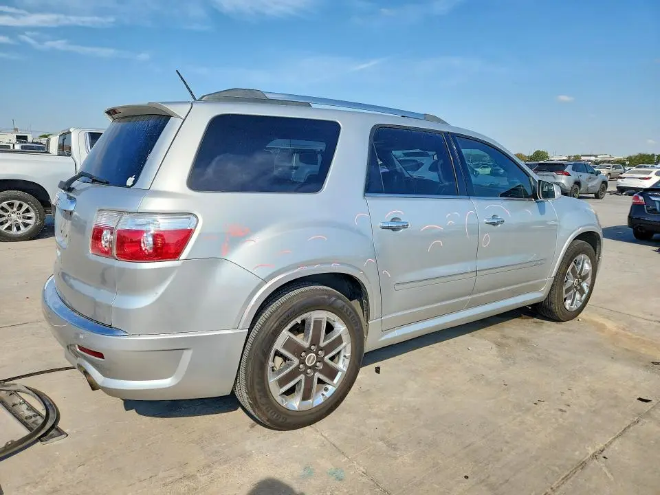 2012 GMC ACADIA DENALI  