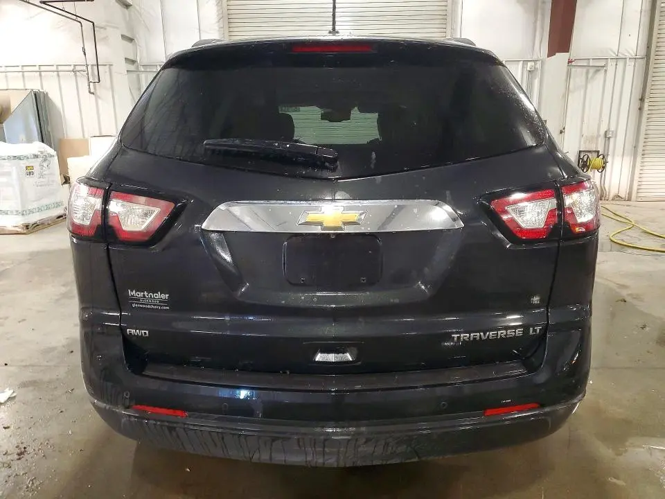 2014 CHEVROLET TRAVERSE LT  