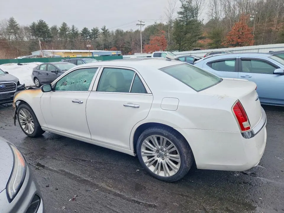 2011 CHRYSLER 300 LIMITED  