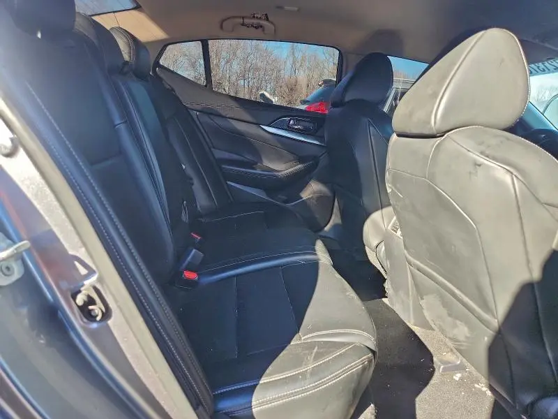 2021 NISSAN MAXIMA SV  