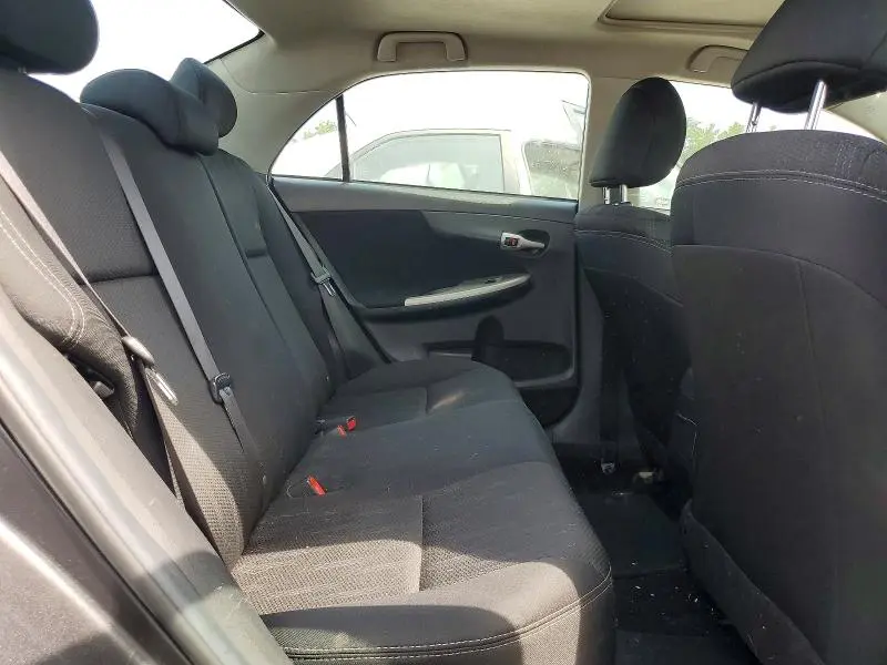 2013 TOYOTA COROLLA S  