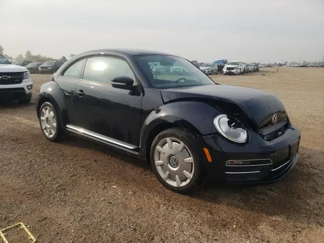 2017 VOLKSWAGEN BEETLE SE  