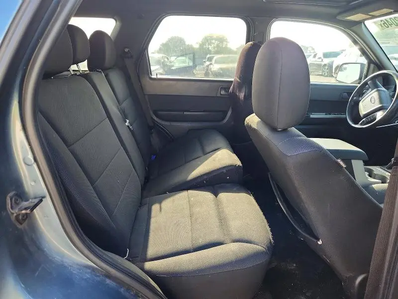 2011 FORD ESCAPE XLT  