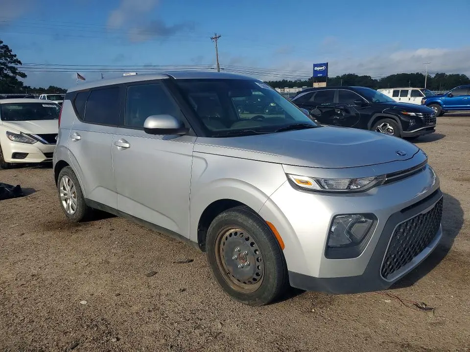 2020 KIA SOUL LX  