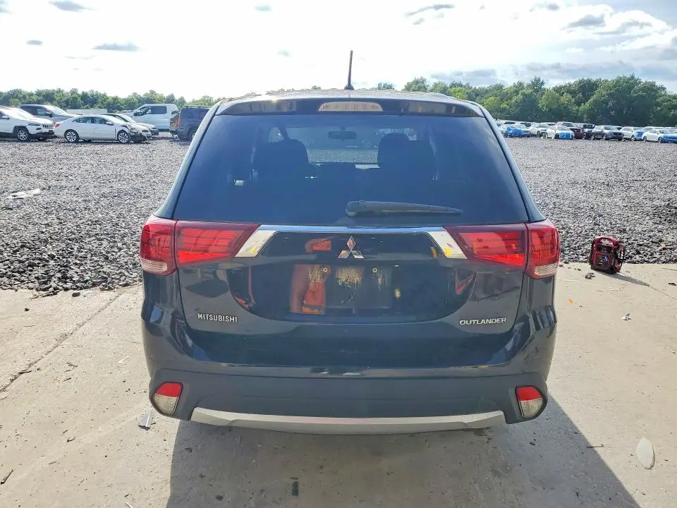 2016 MITSUBISHI OUTLANDER SE  