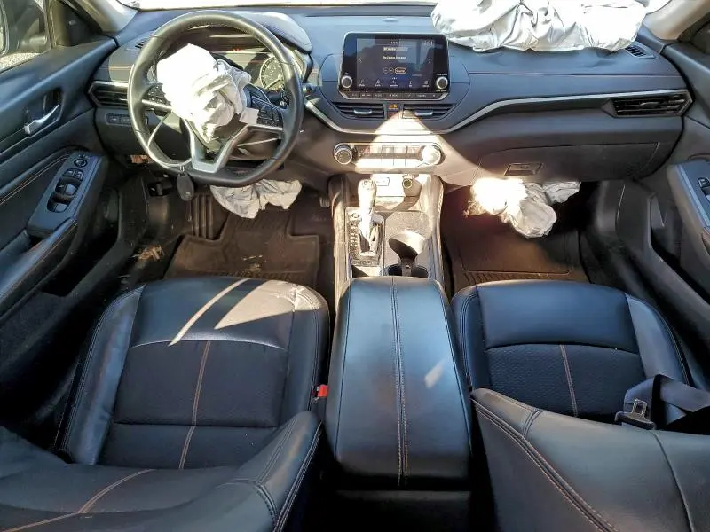 2021 NISSAN ALTIMA SR  