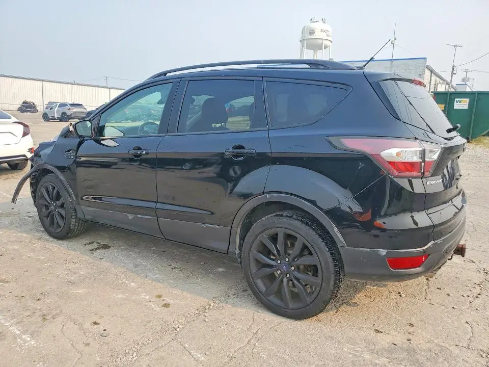 2017 FORD ESCAPE TITANIUM  