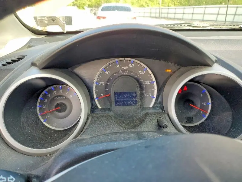 2010 HONDA FIT SPORT  