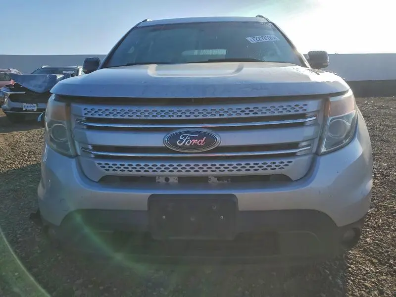 2011 FORD EXPLORER XLT  