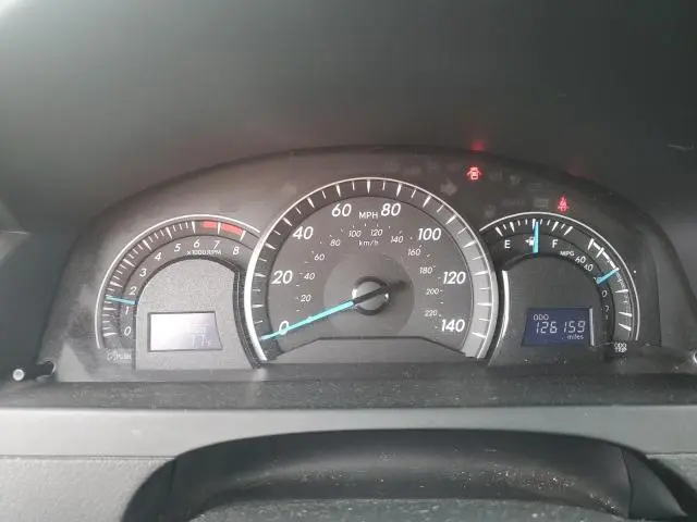 2012 TOYOTA CAMRY BASE  