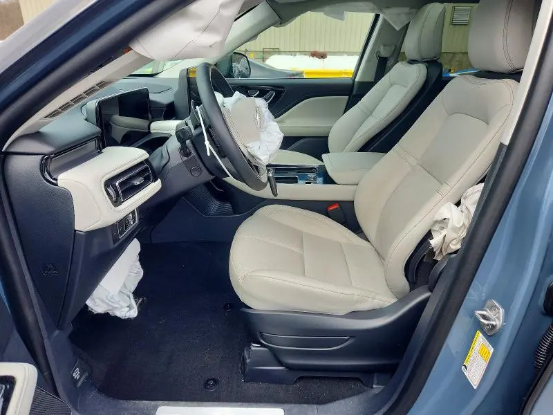 2025 LINCOLN AVIATOR   