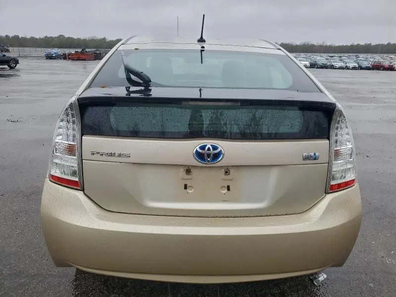 2010 TOYOTA PRIUS   