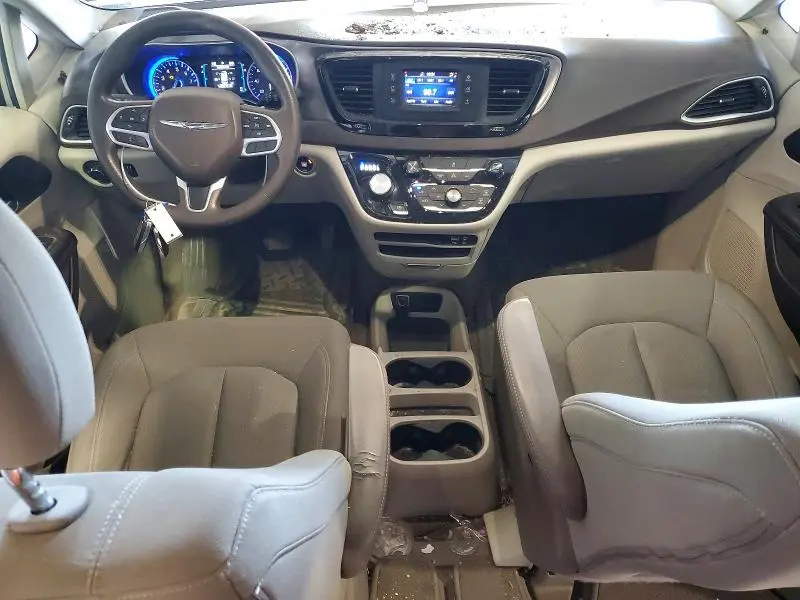 2017 CHRYSLER PACIFICA LX  