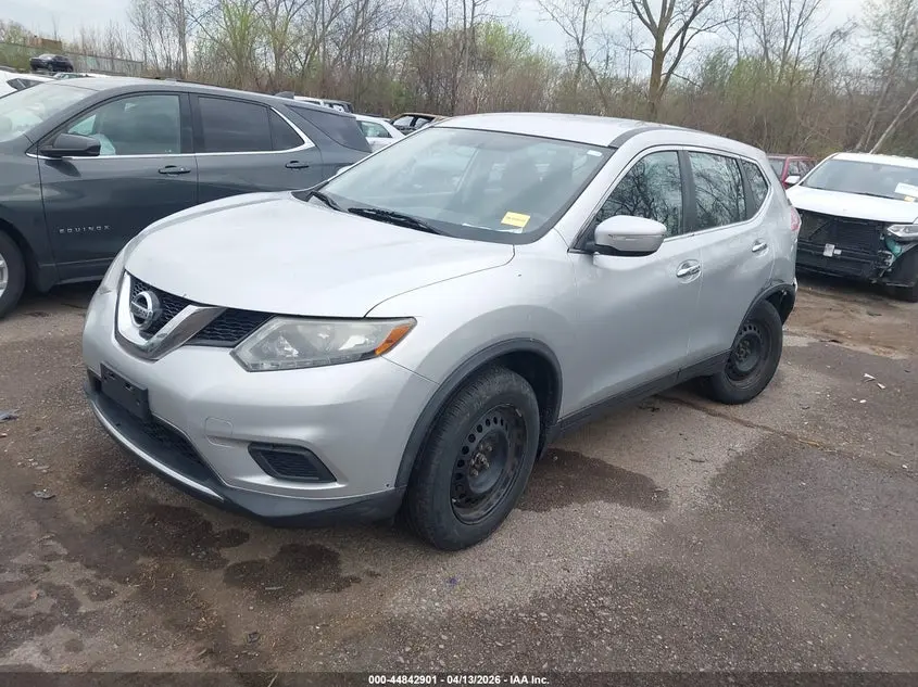 2015 NISSAN ROGUE S
