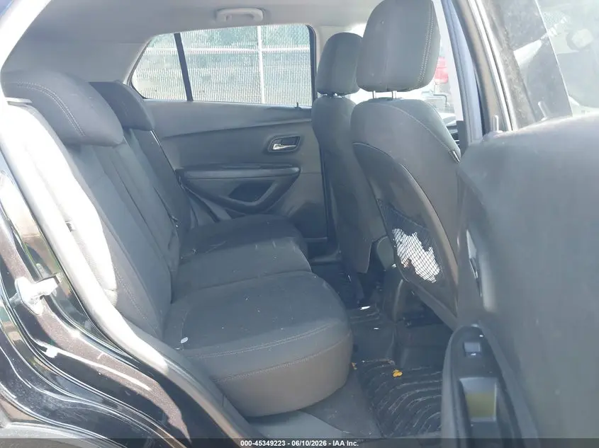 2020 CHEVROLET TRAX AWD LS