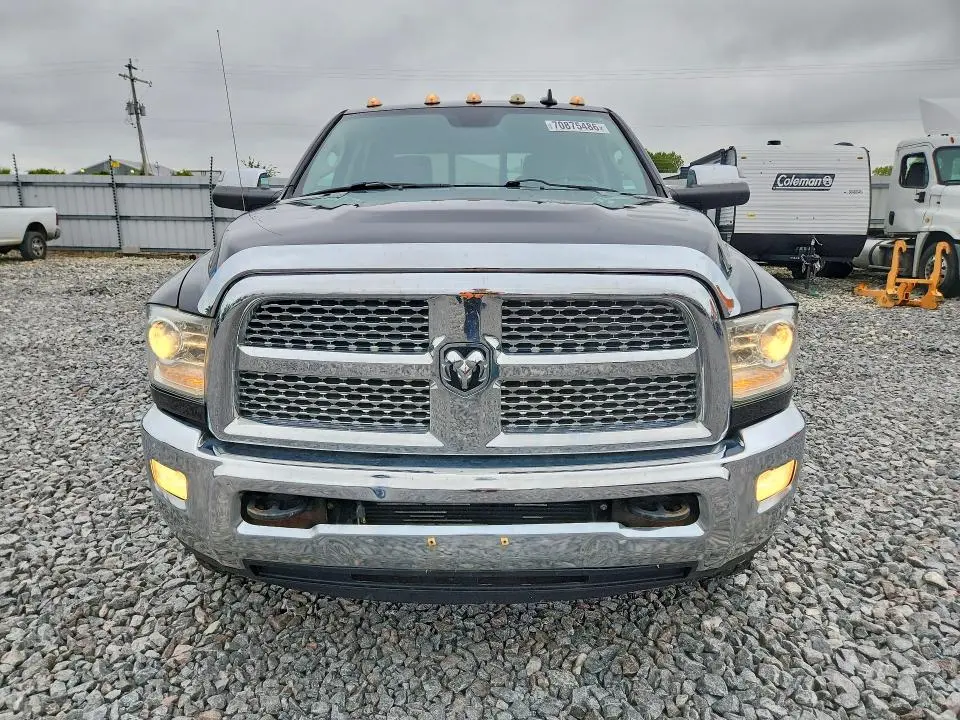 2015 RAM 3500 LARAMIE  