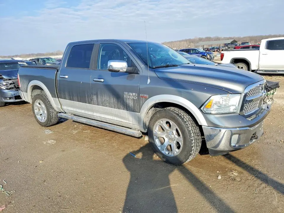 2013 RAM 1500 LARAMIE  