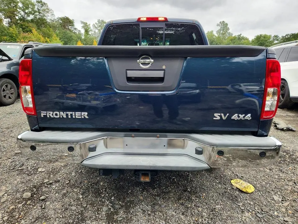 2016 NISSAN FRONTIER SV  