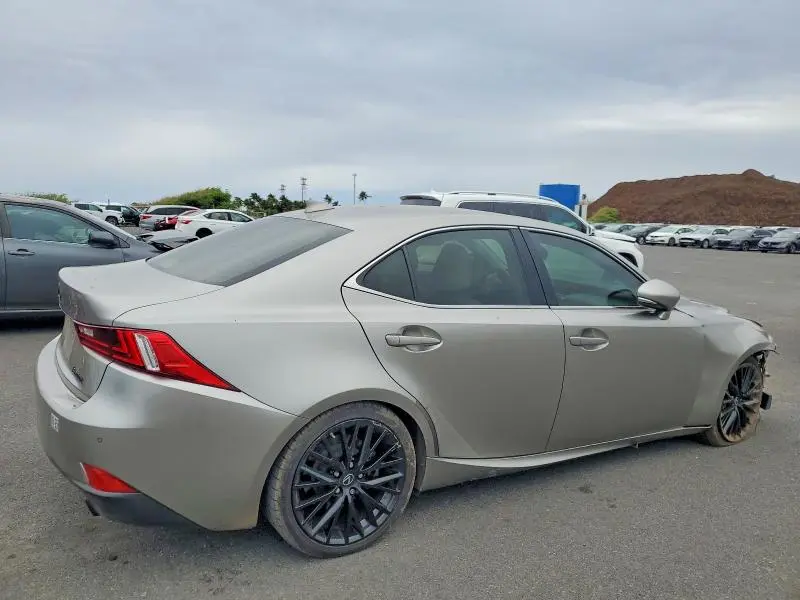 2016 LEXUS IS 200T  