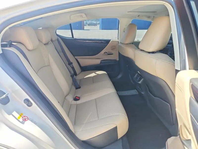 2019 LEXUS ES 350  