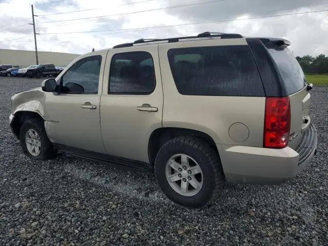 2011 GMC YUKON SLE  