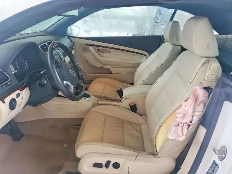 2010 VOLKSWAGEN EOS LUX  