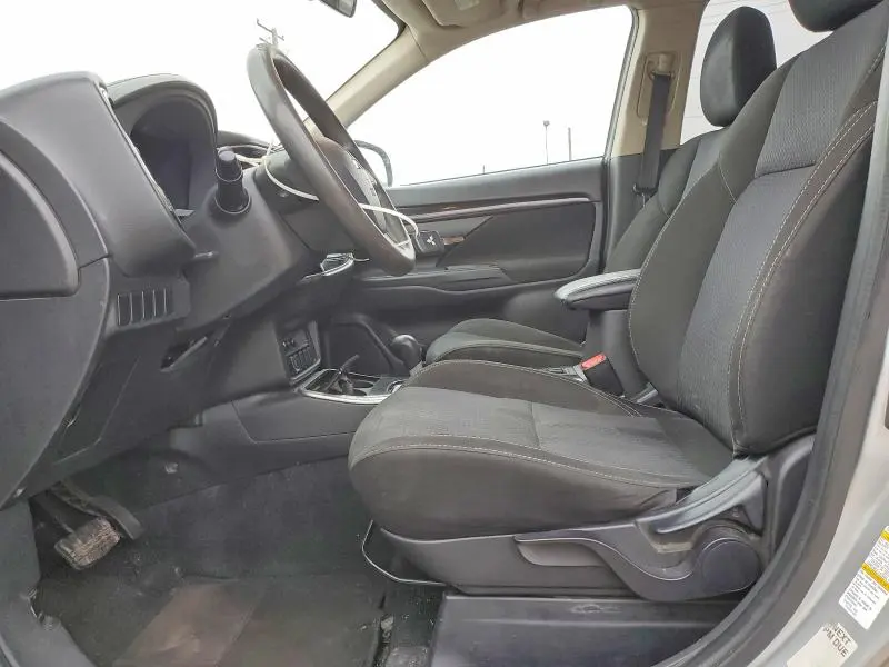 2019 MITSUBISHI OUTLANDER ES  