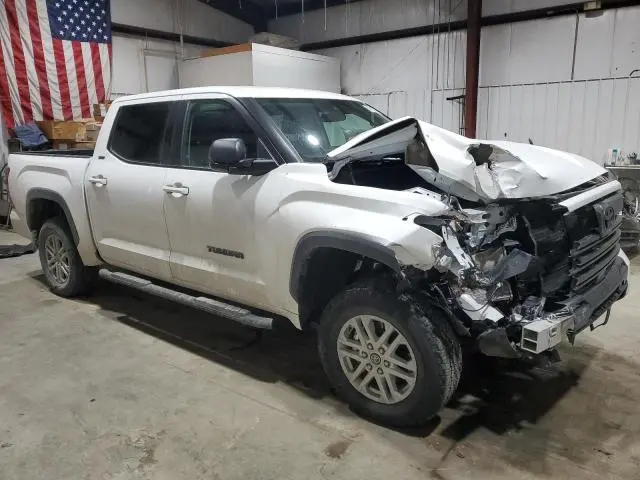 2024 TOYOTA TUNDRA CREWMAX SR  