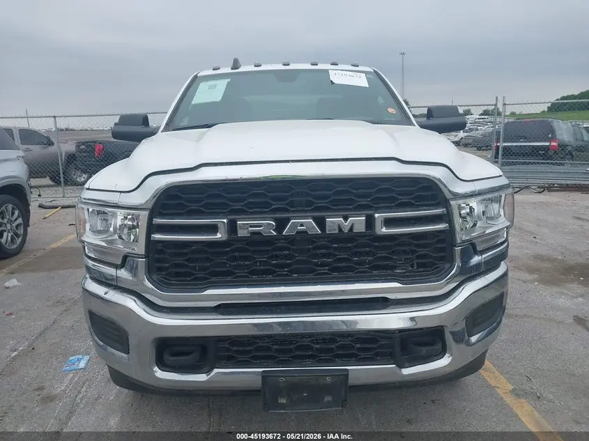2022 RAM 2500 TRADESMAN  4X4 8' BOX
