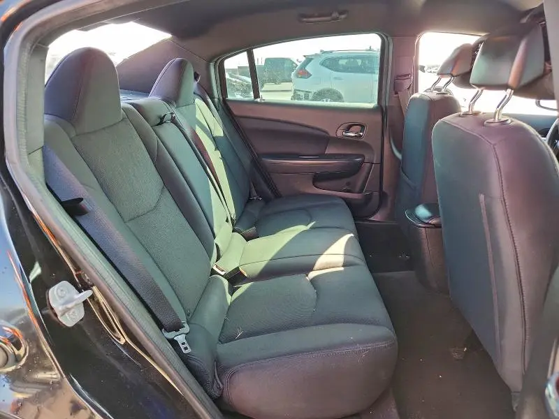 2014 CHRYSLER 200 LX  