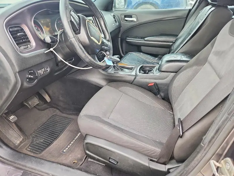 2015 DODGE CHARGER SE  