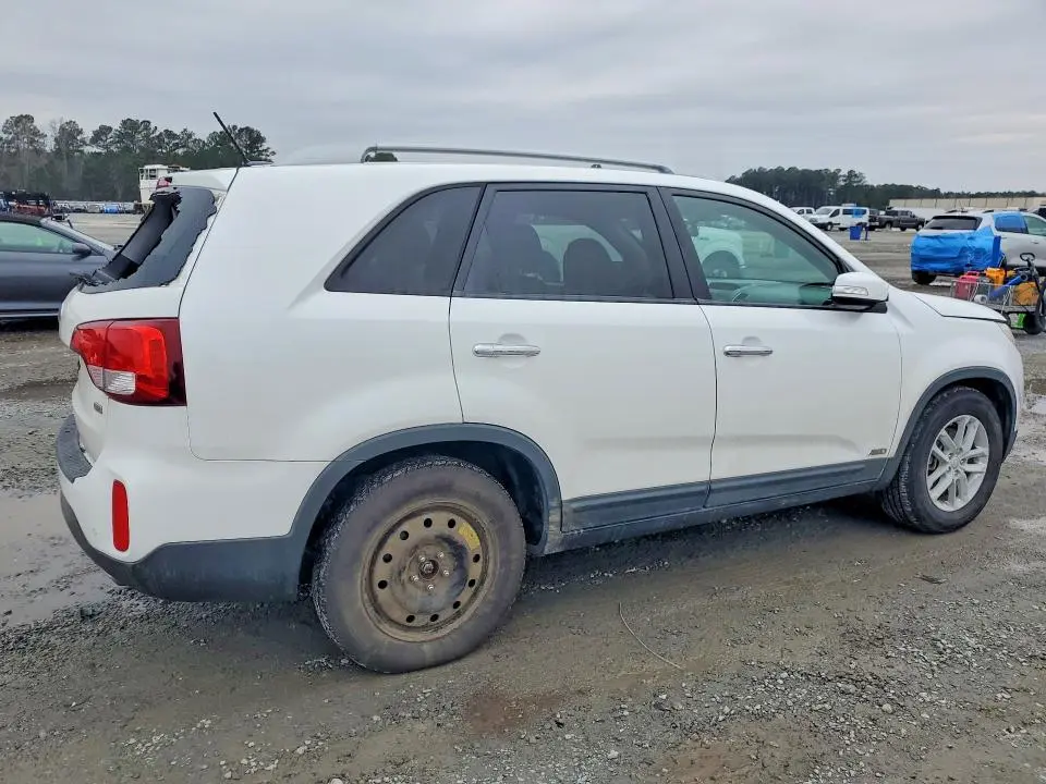 2014 KIA SORENTO LX  