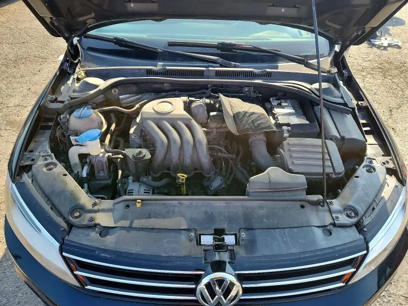 2015 VOLKSWAGEN JETTA BASE  