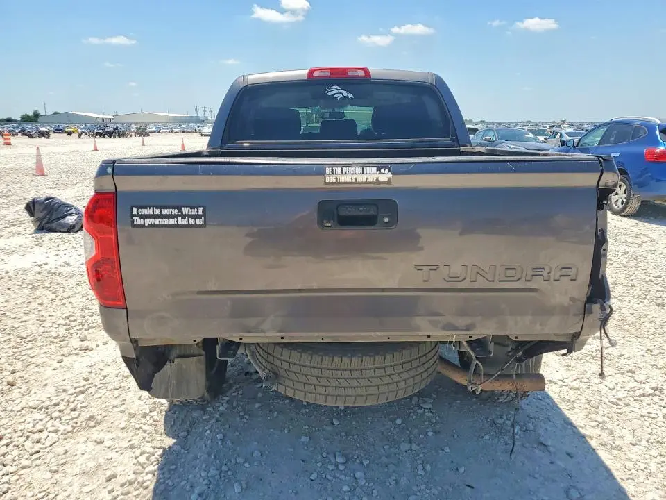 2015 TOYOTA TUNDRA SR5  