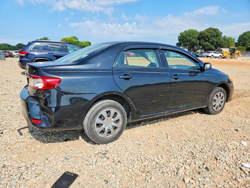 2011 TOYOTA COROLLA LE  